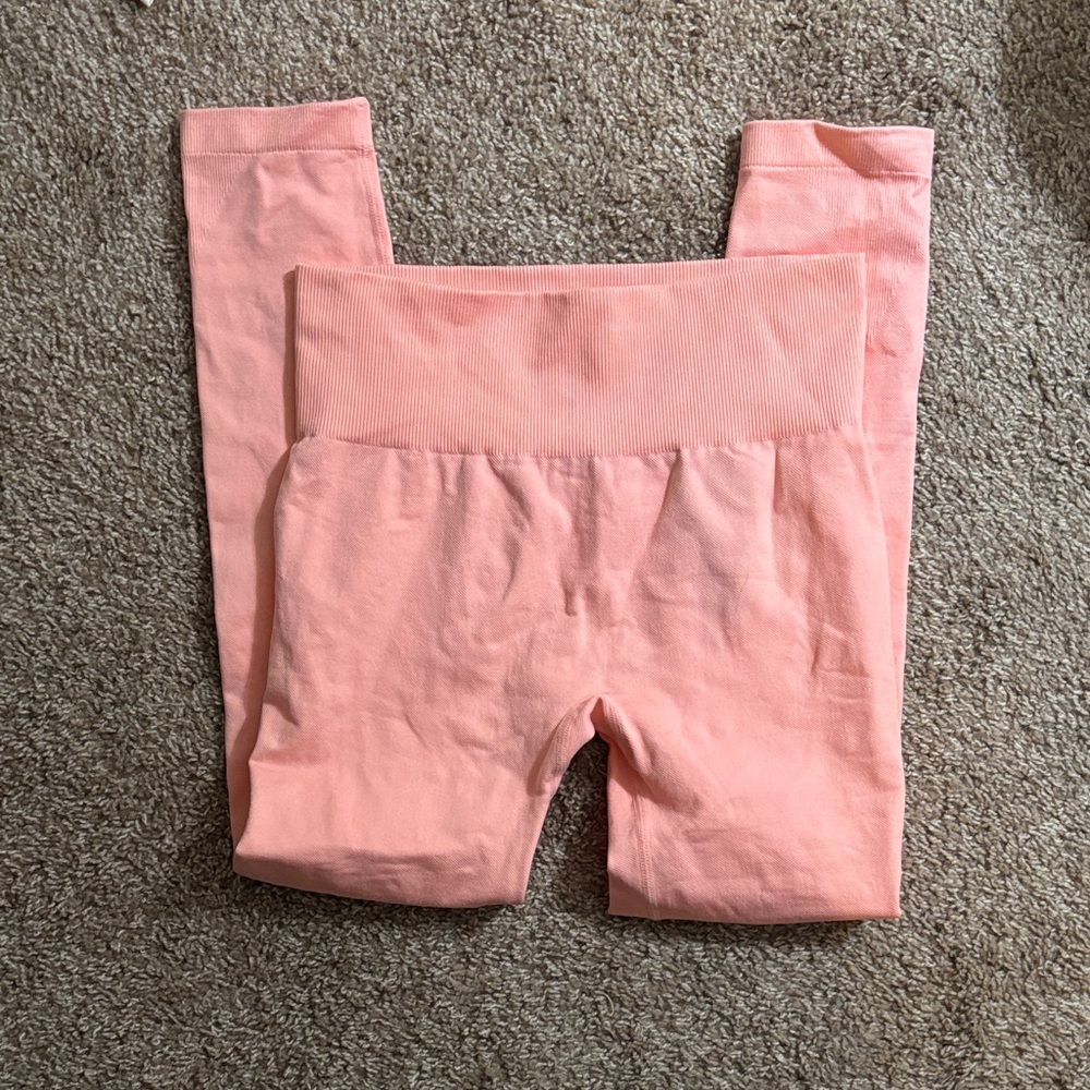 Guess Peach Leggings